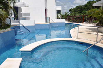 Yucatan Platinum Suite Pool